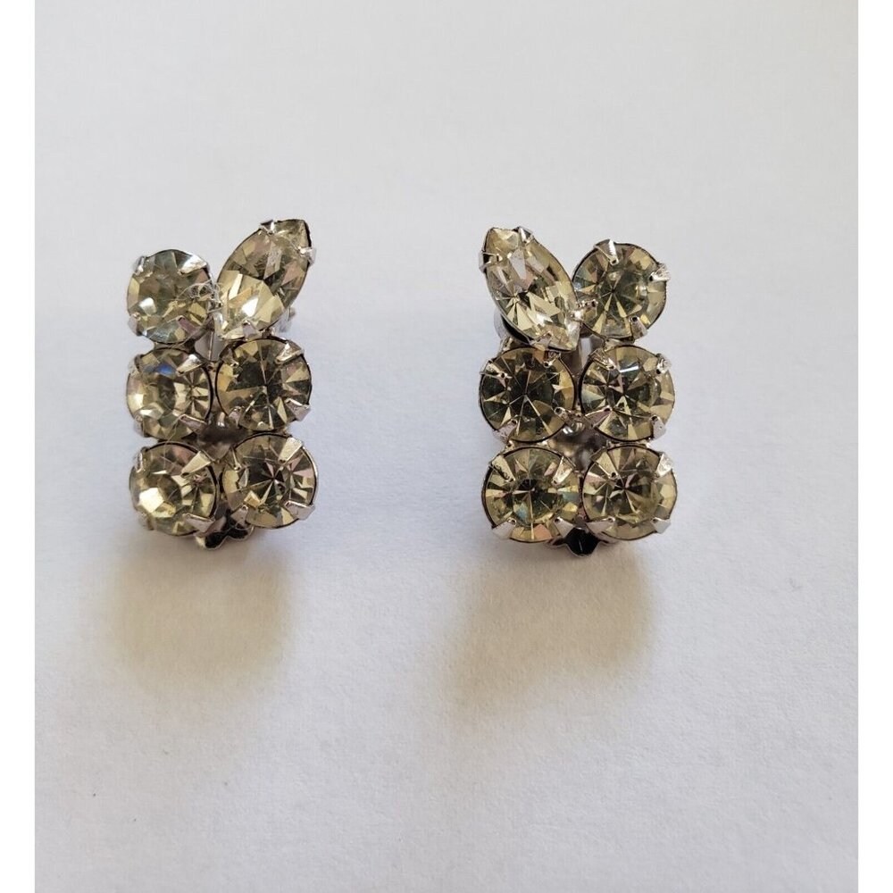 Clip On Earrings 1 in Rhinestone Vintage